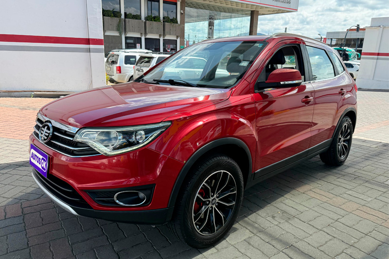 FAW CA7167R R7 LUXURY AC 1.6 5P 4X2 TM en Quito