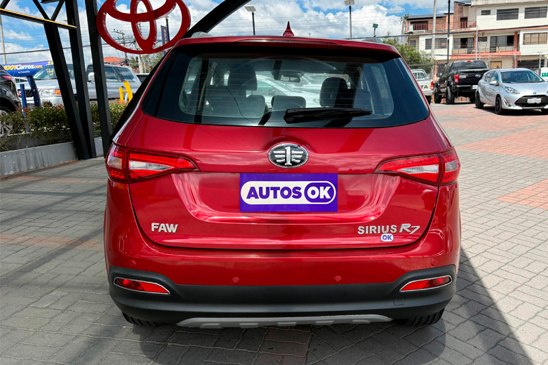 FAW CA7167R R7 LUXURY AC 1.6 5P 4X2 TM en Quito