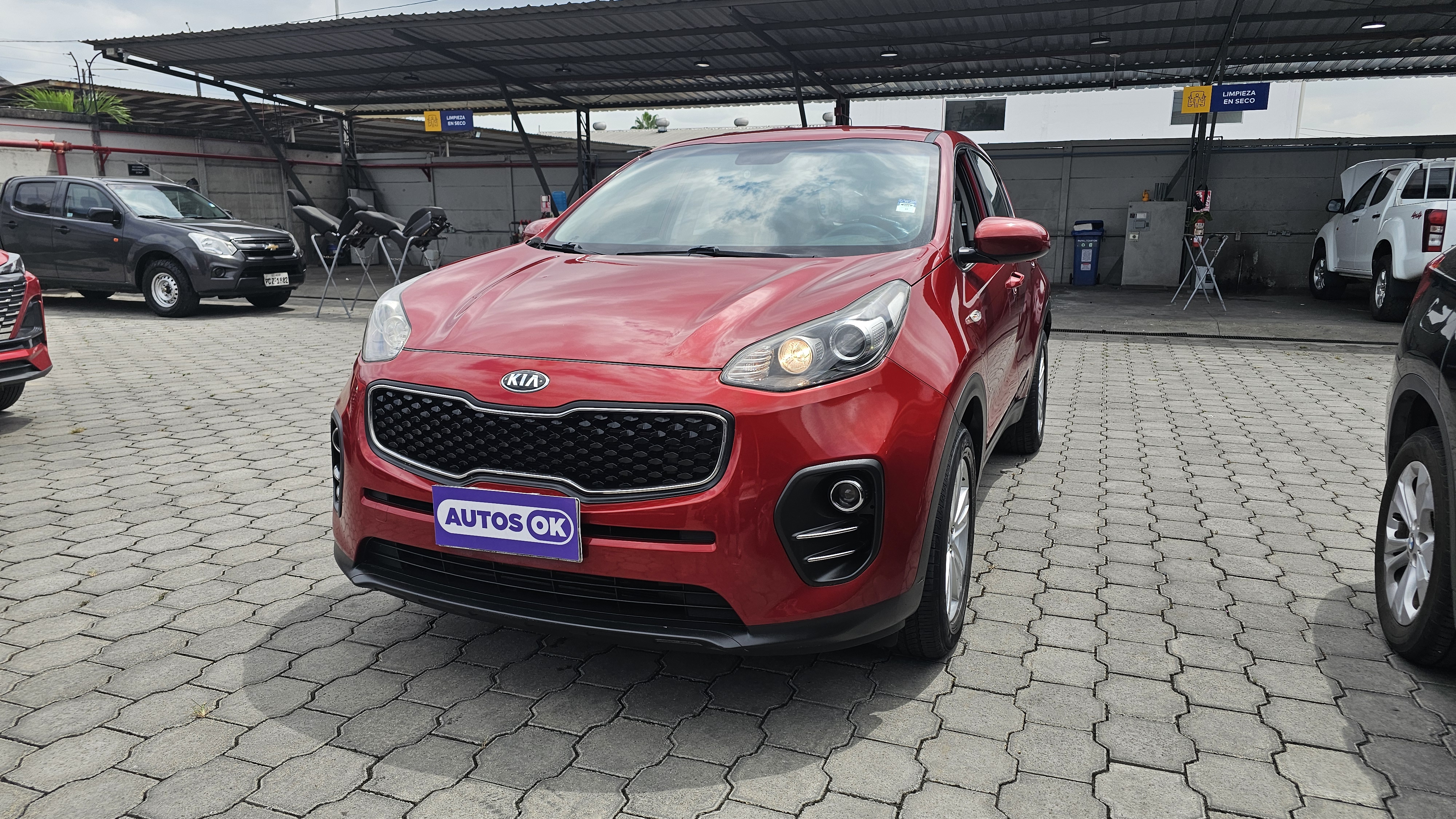 KIA SPORTAGE R GTI LX AC 2.0 5P 4X2 TA en venta en Guayaquil, Ecuador