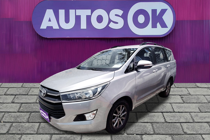 TOYOTA NEW INNOVA AC 2.7 5P 4X2 TM en venta en Quito, Ecuador